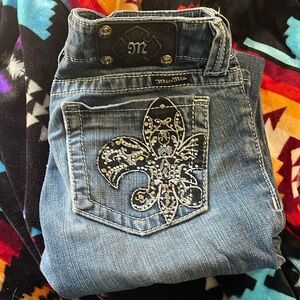 Miss me, wallflower, and maurices brand jeans